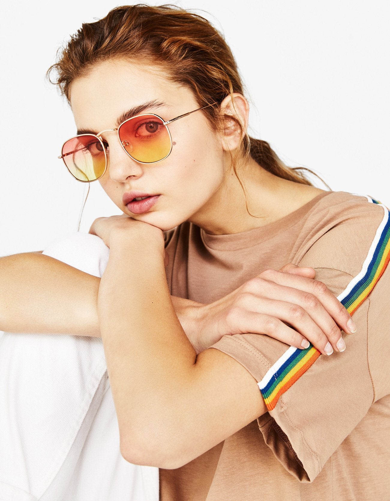 T-shirt with side taping